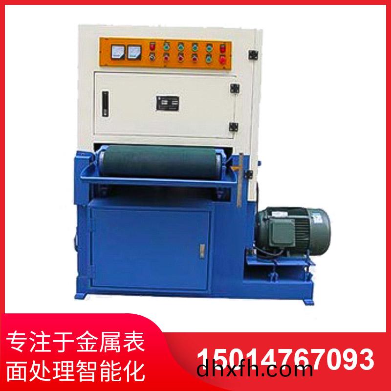 600寬闆材(cai)拉絲(si)機(ji)